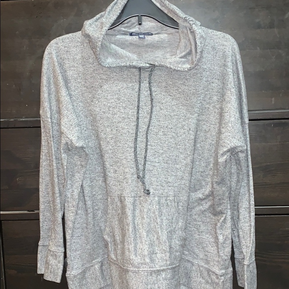 American Eagle Sweatshirt - Medium